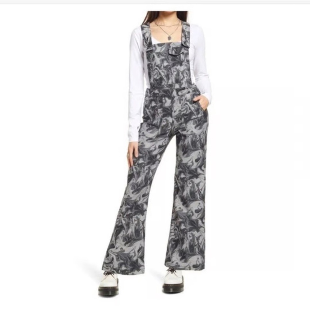 BDG new‎ marbled denim overalls XS